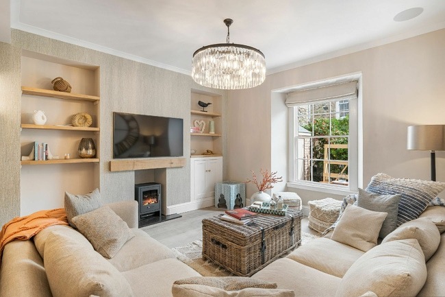 Open plan living space - Tregurno