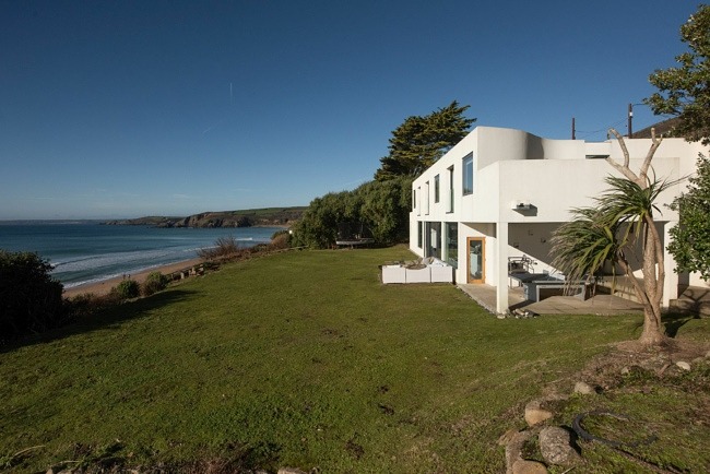 The property and its stunning views - Little Cottage 