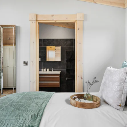 luxury coastal - couples inspire block