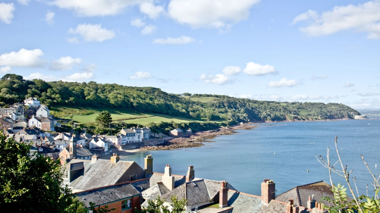 Kingsand South Cornwall Cawsand view beach uk staycation holiday cottage