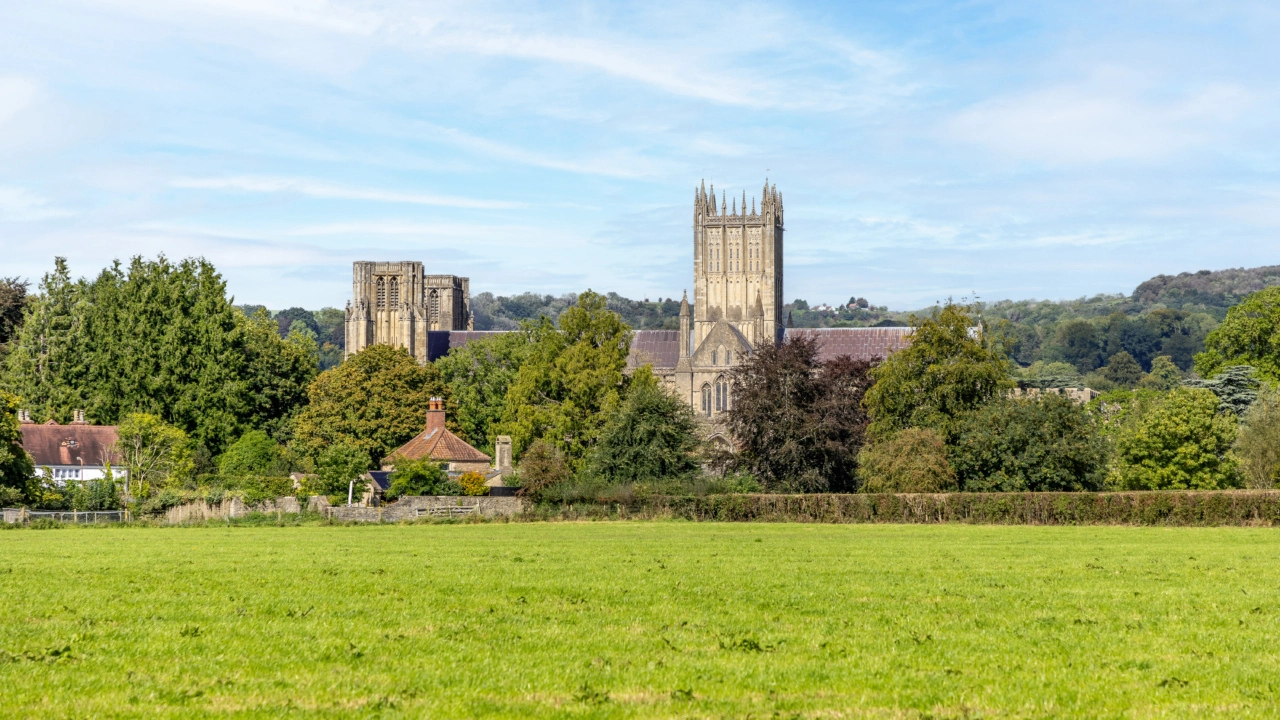 Wells Holidays Somerset holidays staycations uk