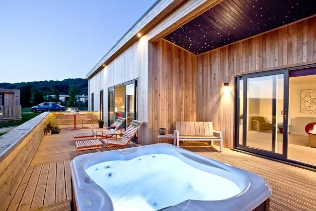 Private hot tub - Batcombe Hollow, Strawberryfield Park