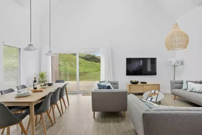 Open plan living area with seating for 8 guests - 7 The Vista, Willingcott 