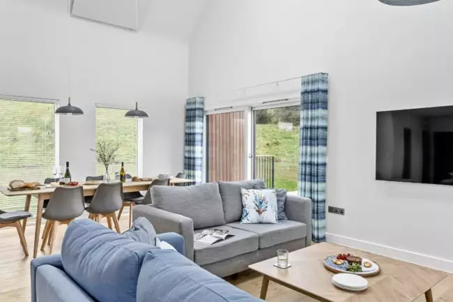 Bright and airy open plan living area - 8 The Vista, Willingcott