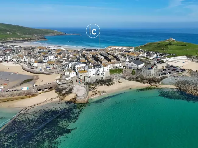 Beautiful St Ives bay and harbour - Mermaids
